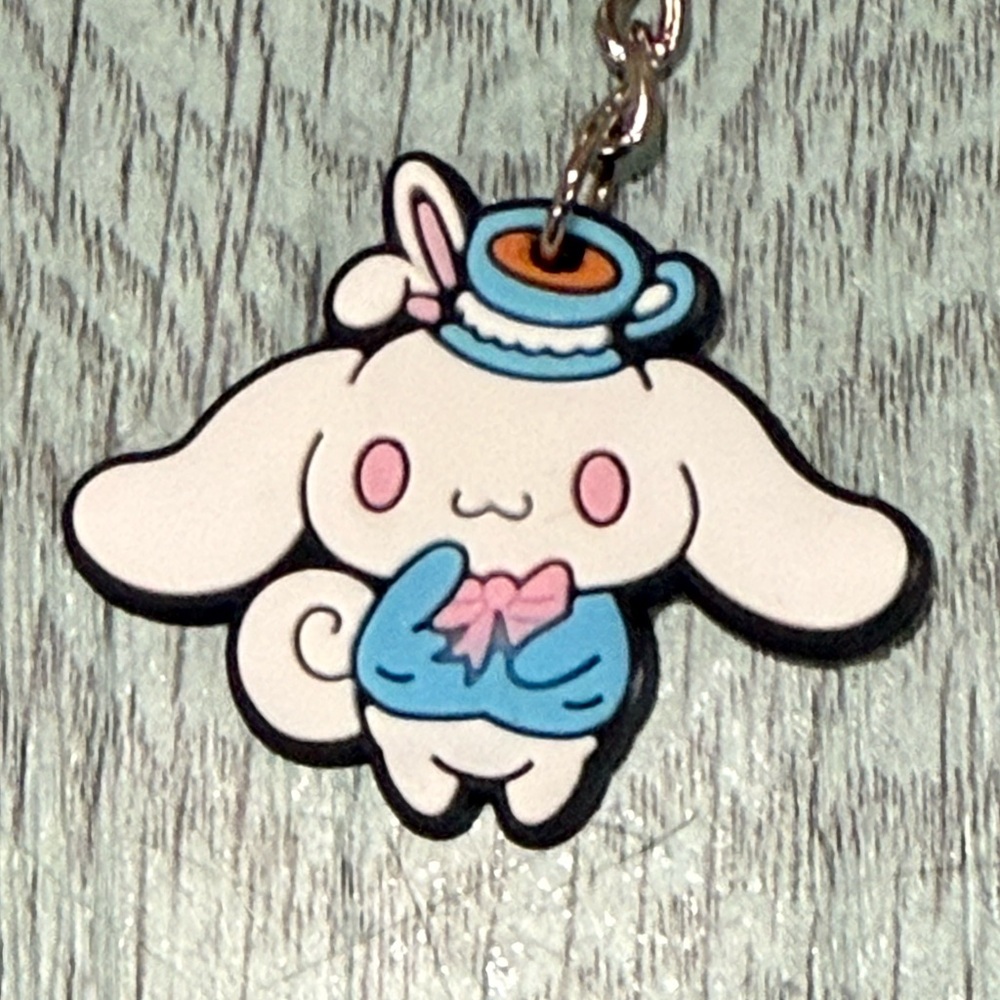 Miniso Sanrio Cinnamoroll Keychain Bag Charm NWOT - Picture 2 of 4